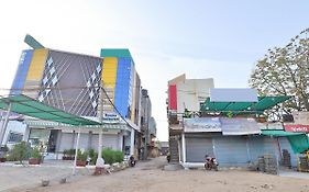 Oyo 8376 Hotel Angel Plaza